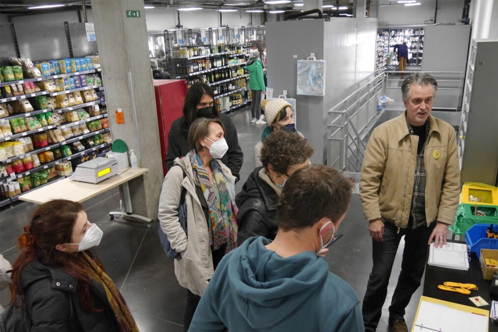 Besuch bei der Wölfin 1/2